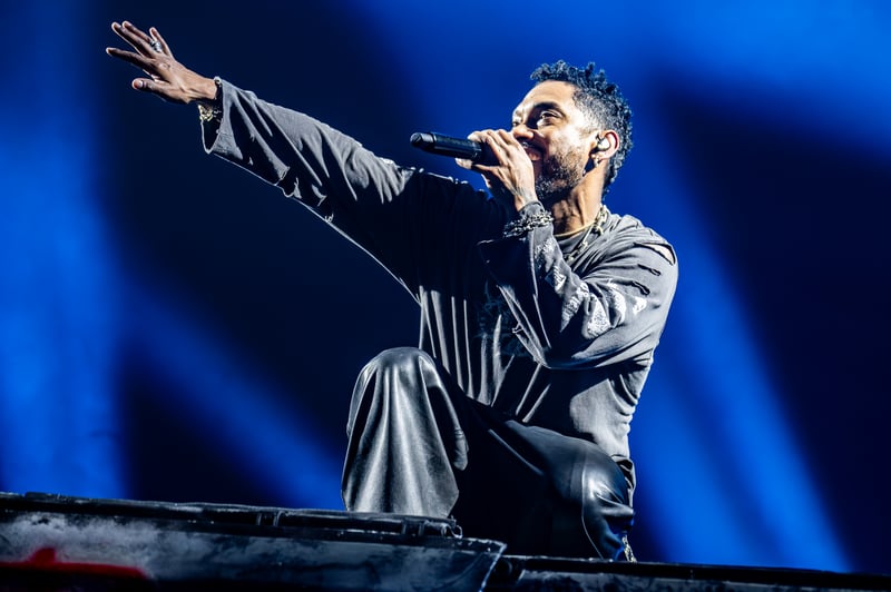 Miguel live at Doug Mitchell Thunderbird Sports Centre, Vancouver, 2026-03-10 - concert photo 4 of 29