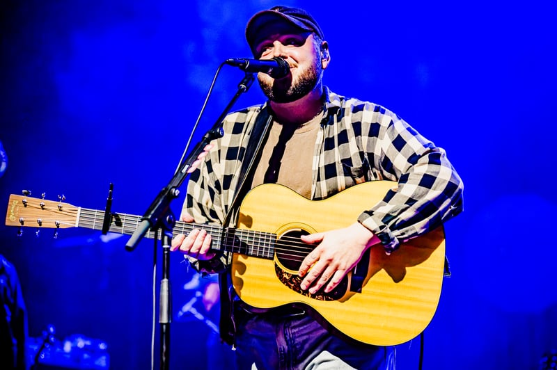 Of Monsters And Men live at Queen Elizabeth Theatre, Vancouver, 2026-07-25 - concert photo 25 of 31