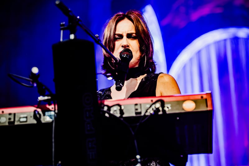 The Last Dinner Party live at Orpheum Theatre, Vancouver, 2026-05-19 - concert photo 21 of 36