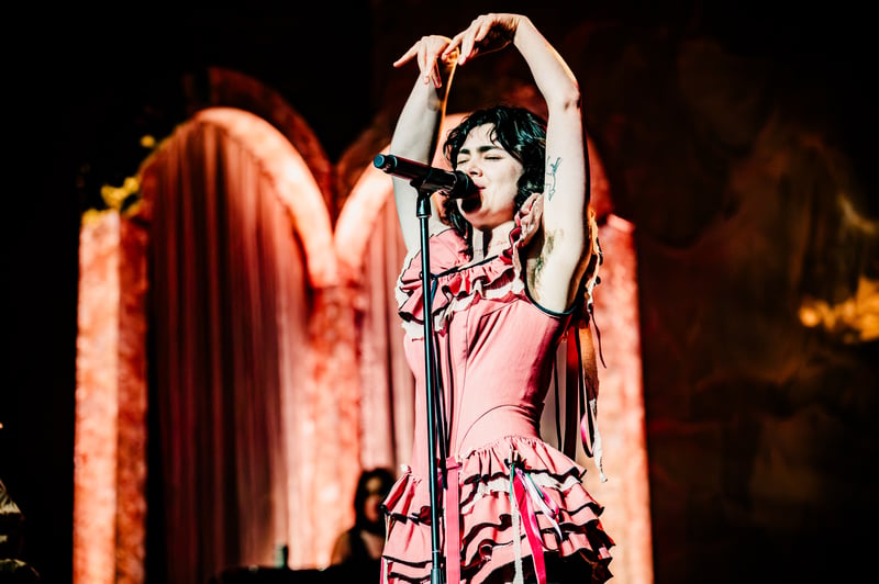 The Last Dinner Party live at Orpheum Theatre, Vancouver, 2026-05-19 - concert photo 22 of 36