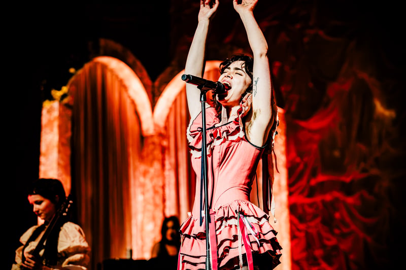 The Last Dinner Party live at Orpheum Theatre, Vancouver, 2026-05-19 - concert photo 23 of 36