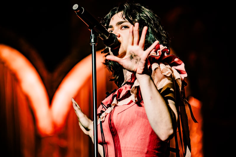The Last Dinner Party live at Orpheum Theatre, Vancouver, 2026-05-19 - concert photo 30 of 36