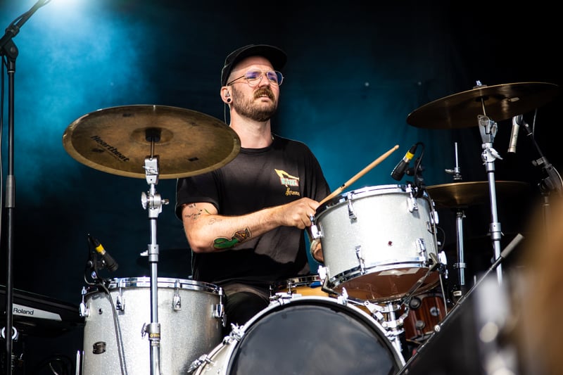 Tokyo Police Club live at Ambleside Music Festival, Vancouver, 2022-08-13 - concert photo 6 of 12