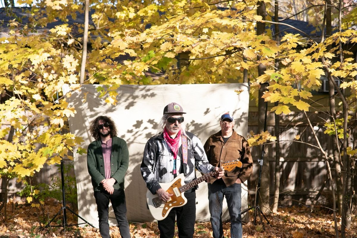 Dinosaur Jr. Announces Emptiness At The Sinclair, Live Album Out Today On Jagjaguwar
