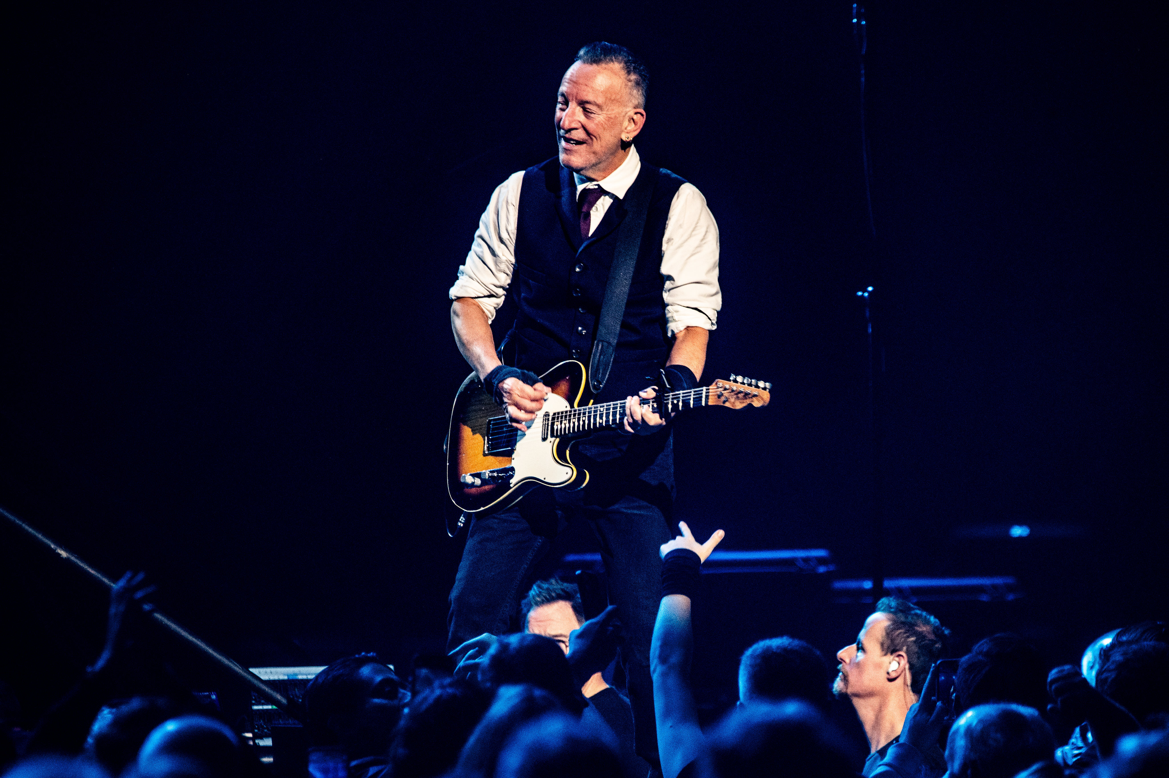 Bruce Springsteen And the E Street Band at Rogers Arena - concert review photo