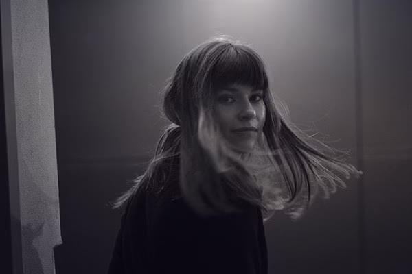 Interview: 5 Questions With Multi-Talented Actor & Artist Andrea Rankin