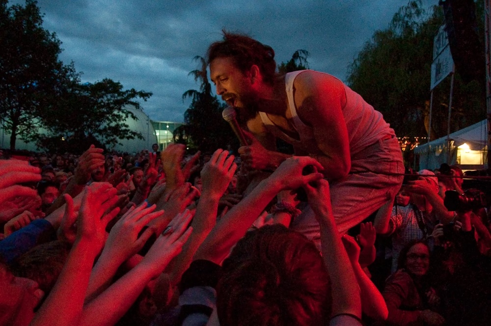 Edward Sharpe And The Magnetic Zeros performing at Bumbershoot, Vancouver - concert photography by Michael Caswell