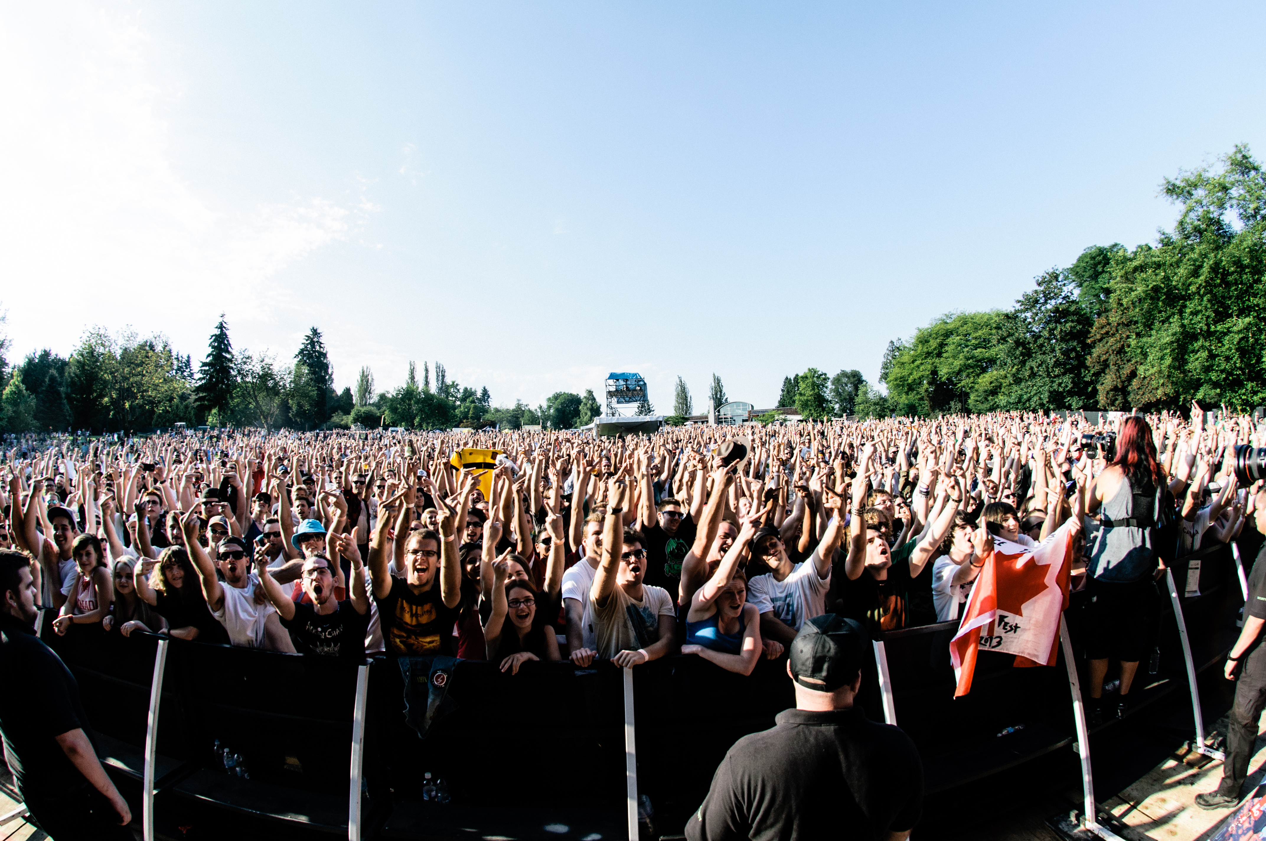 I Mother Earth performing at Deer Lake Park, Vancouver - concert photography by Michael Caswell