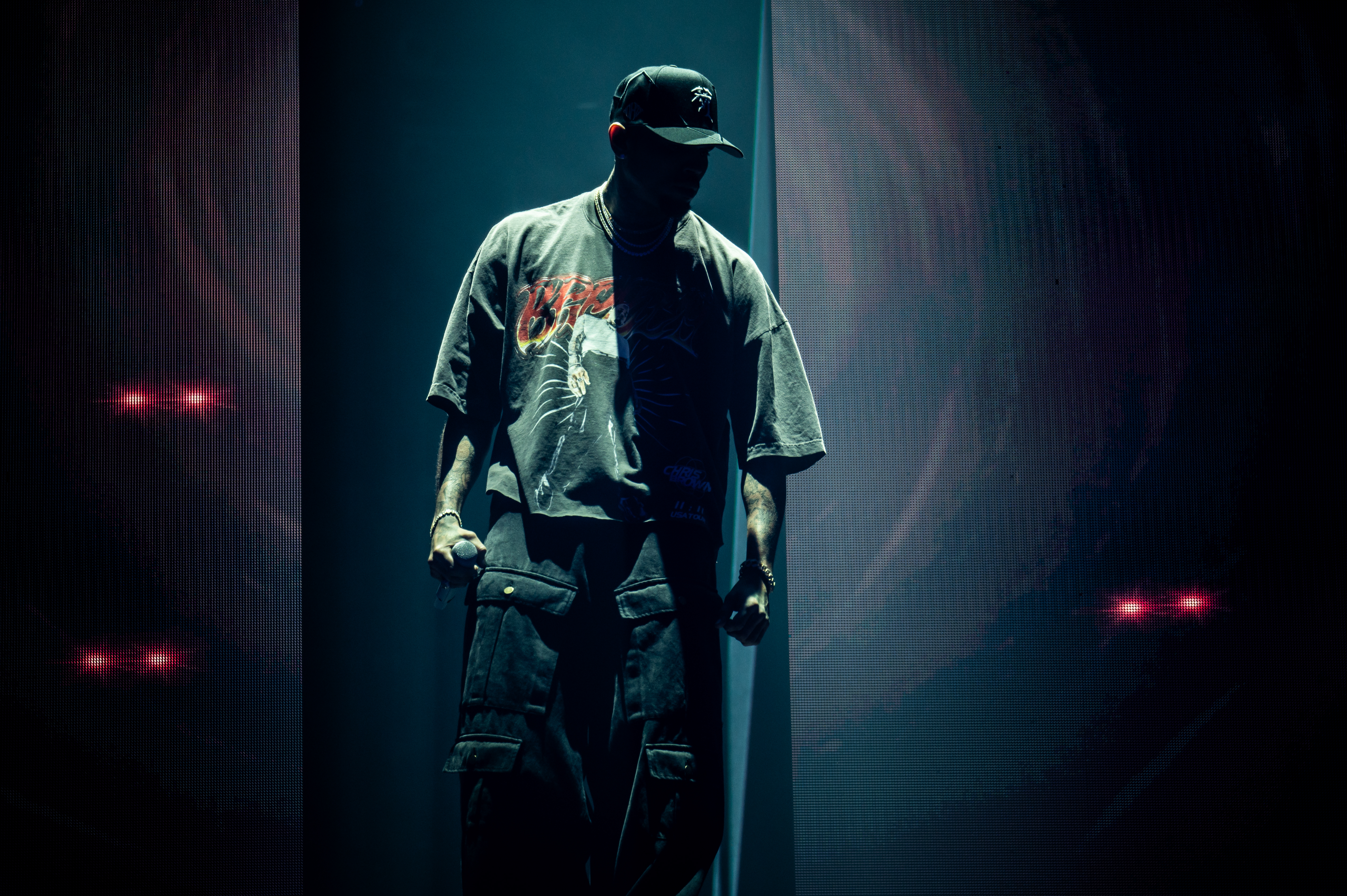 Chris Brown performing at Rogers Arena, Vancouver - concert photography by Michael Caswell