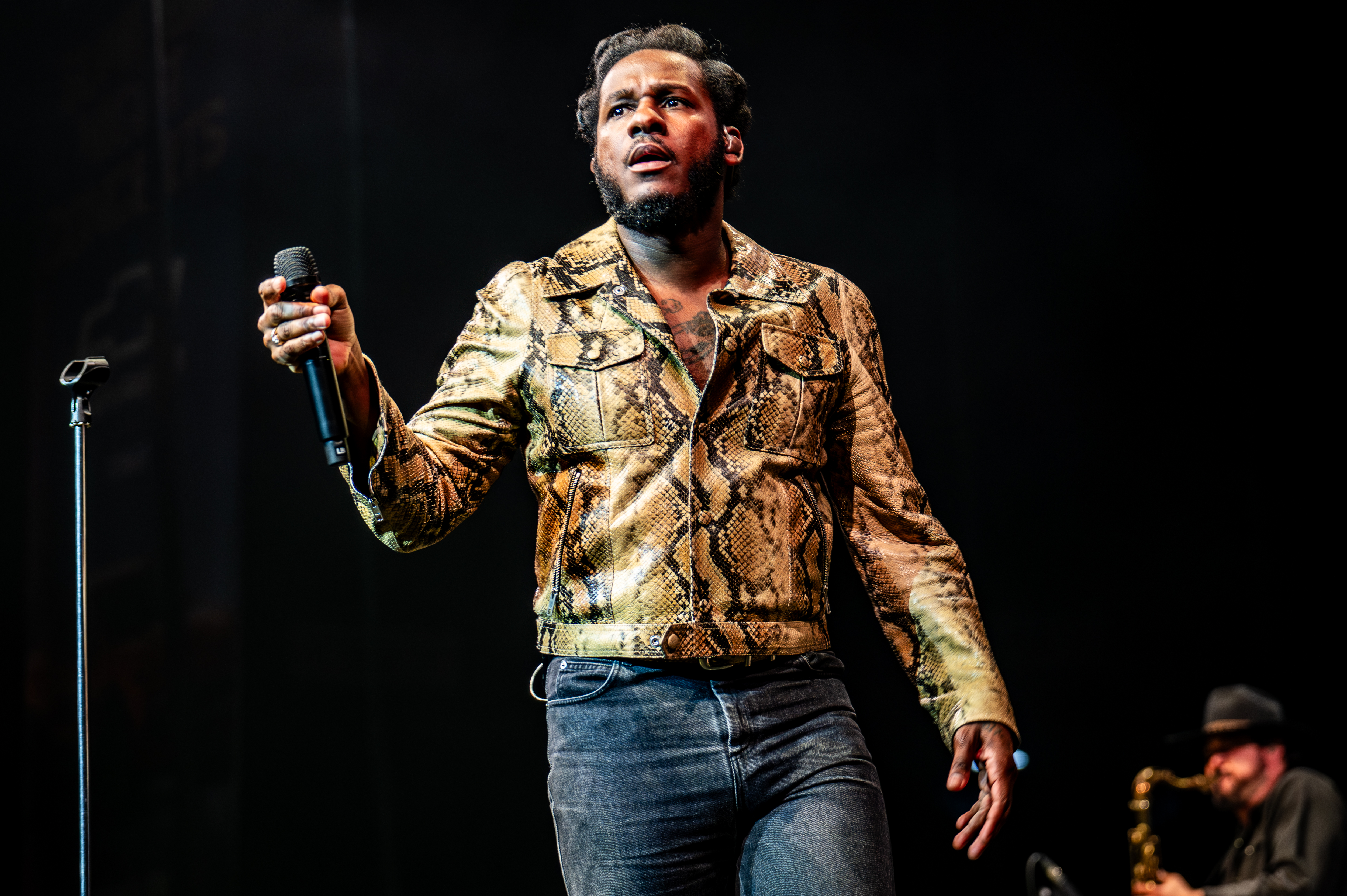 Leon Bridges performing at PNE Summer Night Concerts, Vancouver - concert photography by Michael Caswell