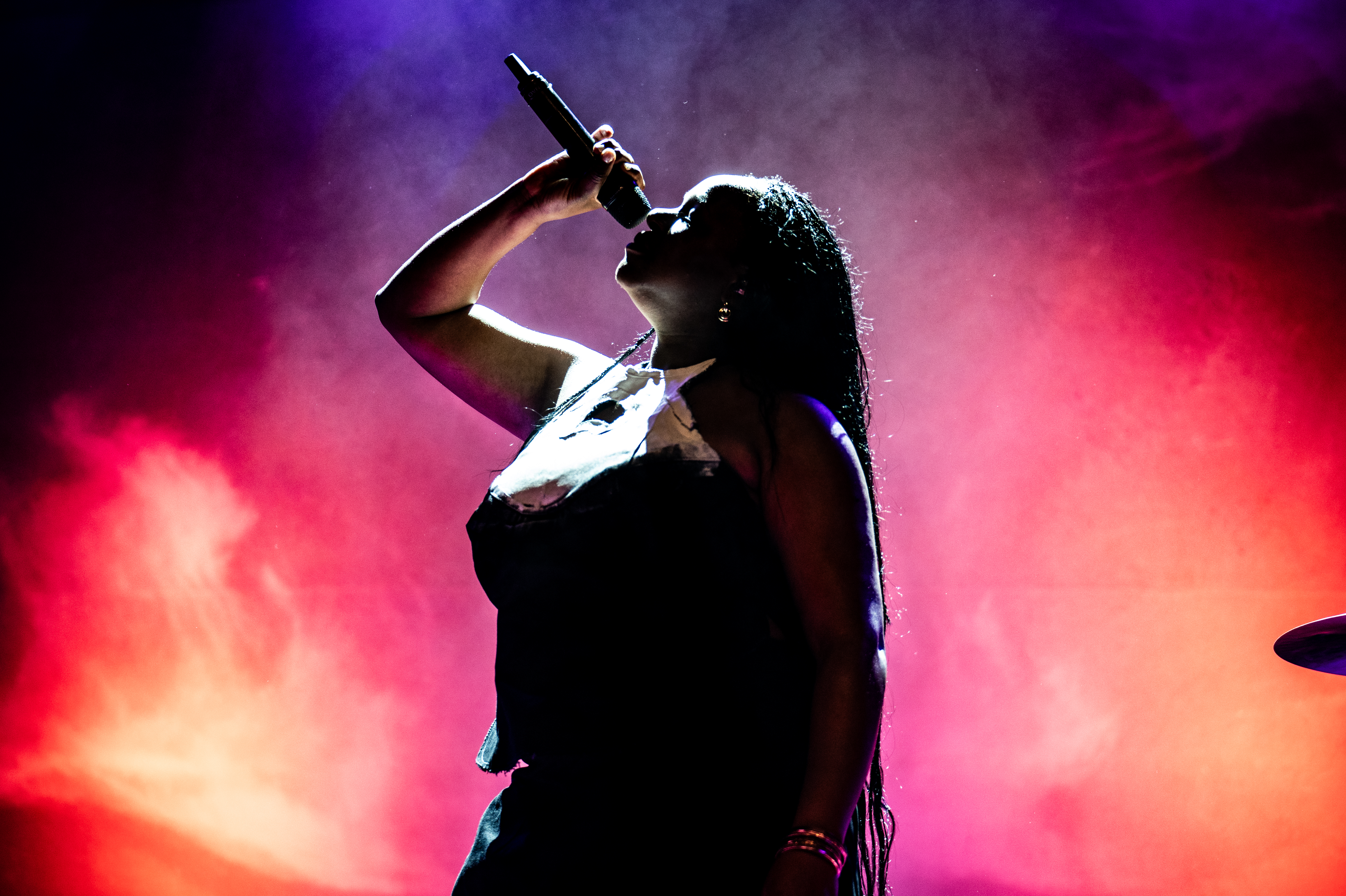 Nao performing at Vogue Theatre, Vancouver - concert photography by Michael Caswell