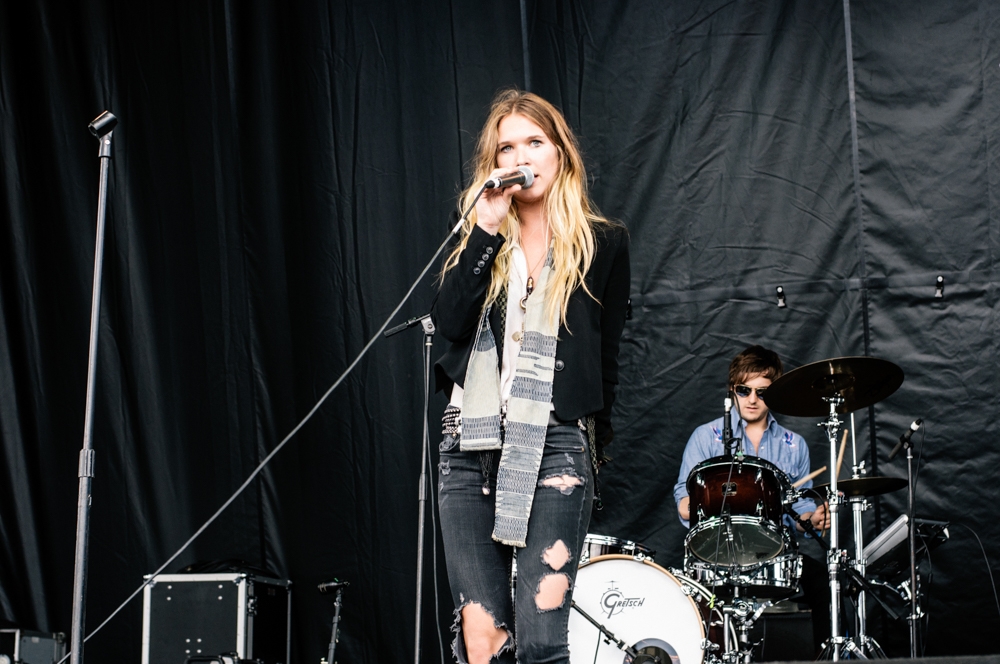 Wild Belle performing at Sasquatch!, George, WA - concert photography by Michael Caswell