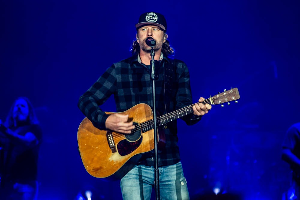 Dierks Bentley @ Coast City Country - Apr 20 2024