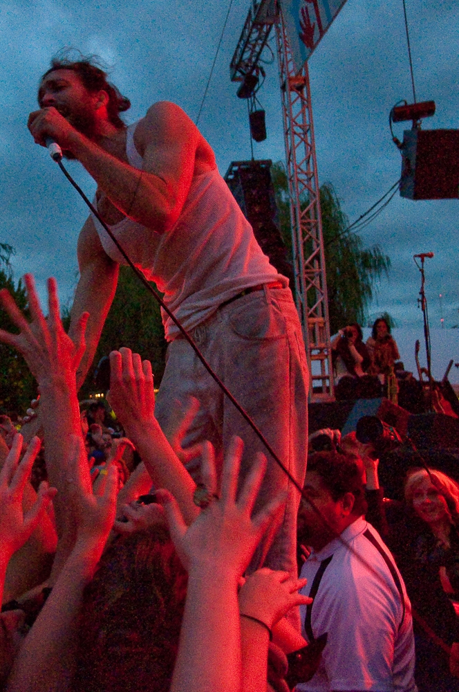 Edward Sharpe And The Magnetic Zeros @ Bumbershoot