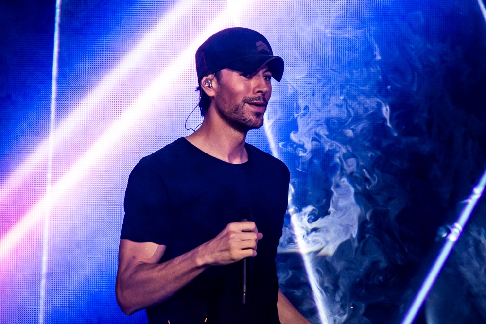 Enrique Iglesias @ Rogers Arena - Dec 10 2023