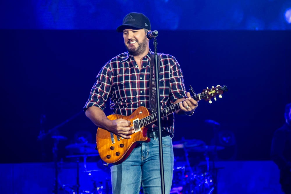 Luke Bryan @ Coast City Country - Apr 20 2024