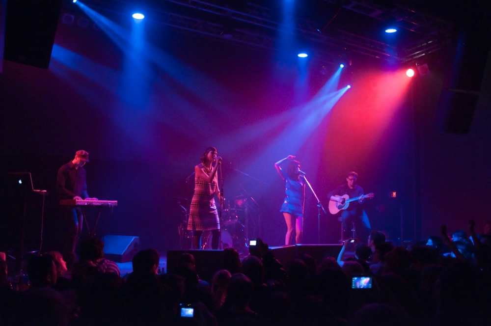 Nouvelle Vague @ VENUE