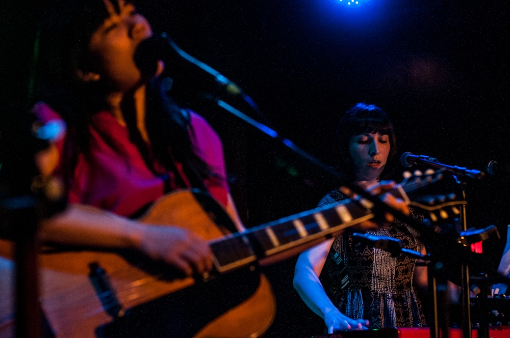 Thao and the Get Down, Stay Down @ Fortune Sound Club